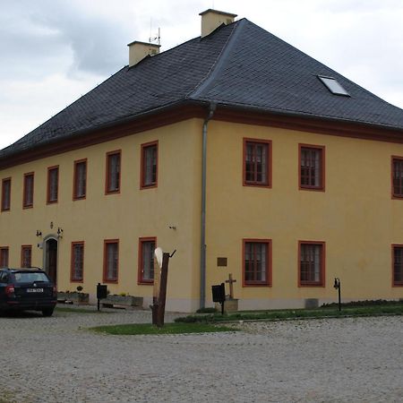 Penzion Na Fare Dubenec Exterior foto